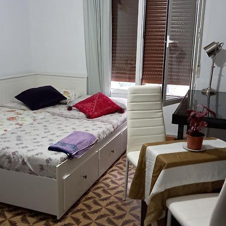 Las Golondrinas Habitacion En Piso Centrico Para Una O Dos Personas サラゴサ エクステリア 写真
