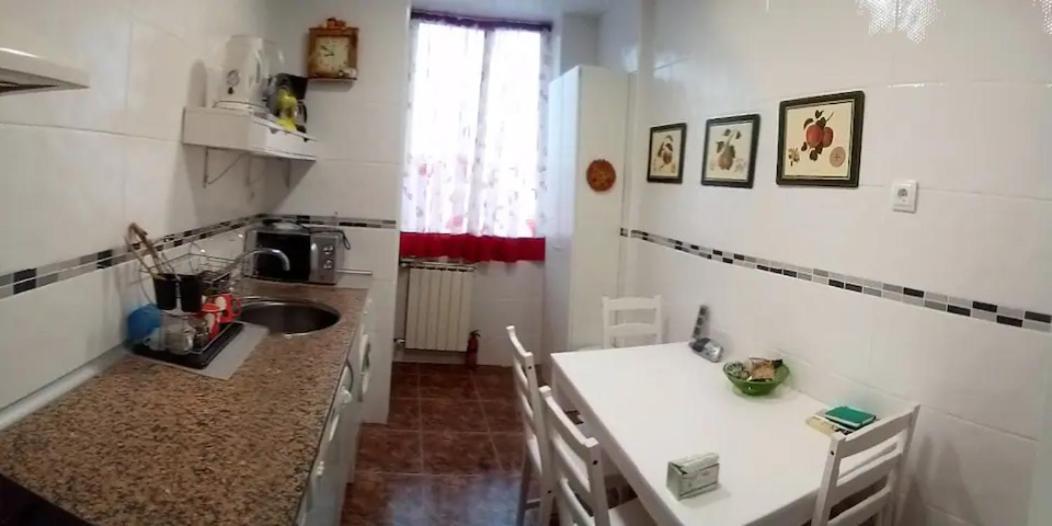 Las Golondrinas Habitacion En Piso Centrico Para Una O Dos Personas サラゴサ エクステリア 写真